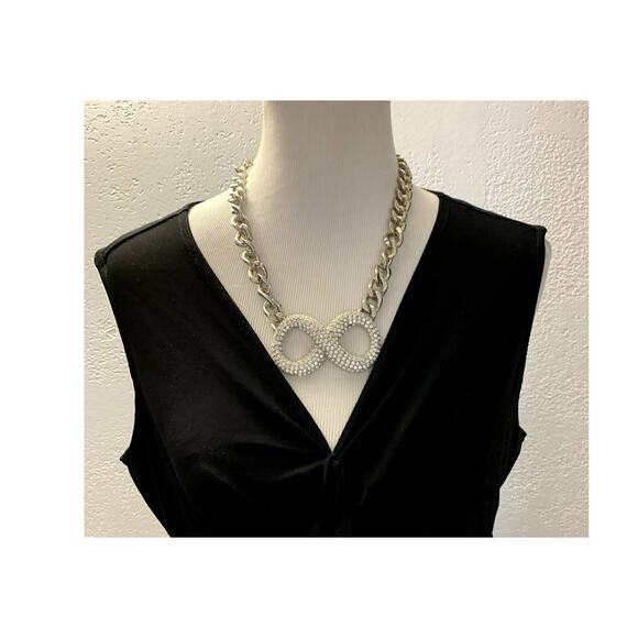 Vintage Chunky Bold Rhinestone Chain Link Infinity Necklace - Picture 2 of 7